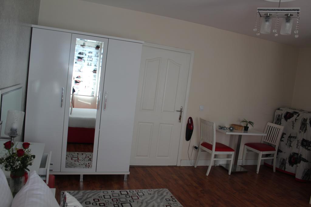 Galata Bridge Apart Istanbul Room photo